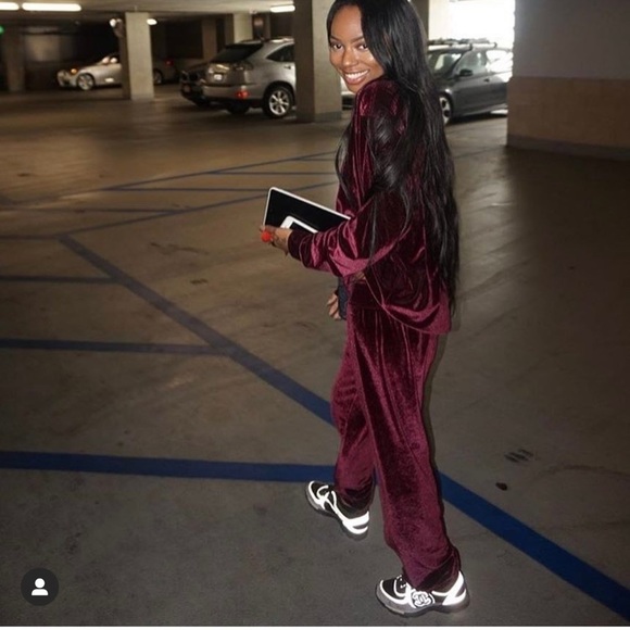 Laina Rauma burgundy velvet velour lounge suit set - Picture 9 of 16